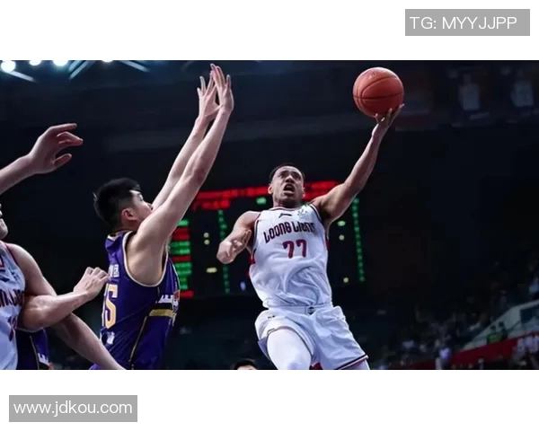 2017年广州队与北控队激战回顾：精彩瞬间与战术分析