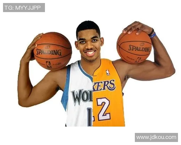 斯库特亨德森的崛起之路:从新秀到篮球明星的奋斗历程